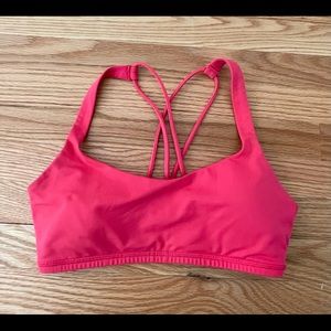 Lululemon Free to be bra